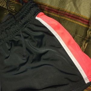 Xersion semi fitted large shorts
